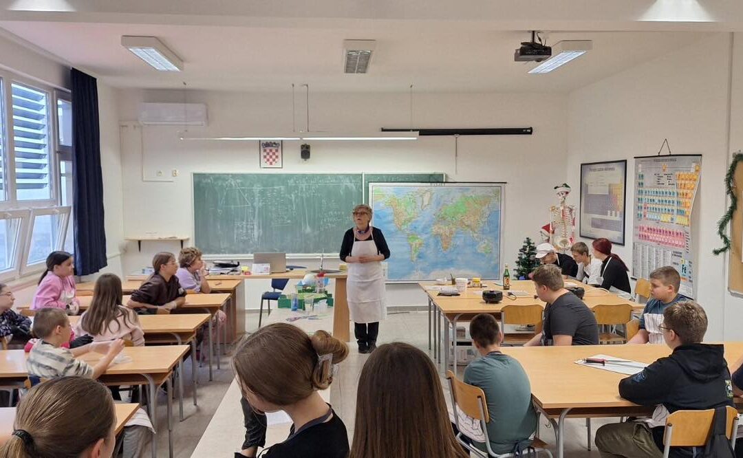 Začinjeni Božić s cimetom, anisom i narančom